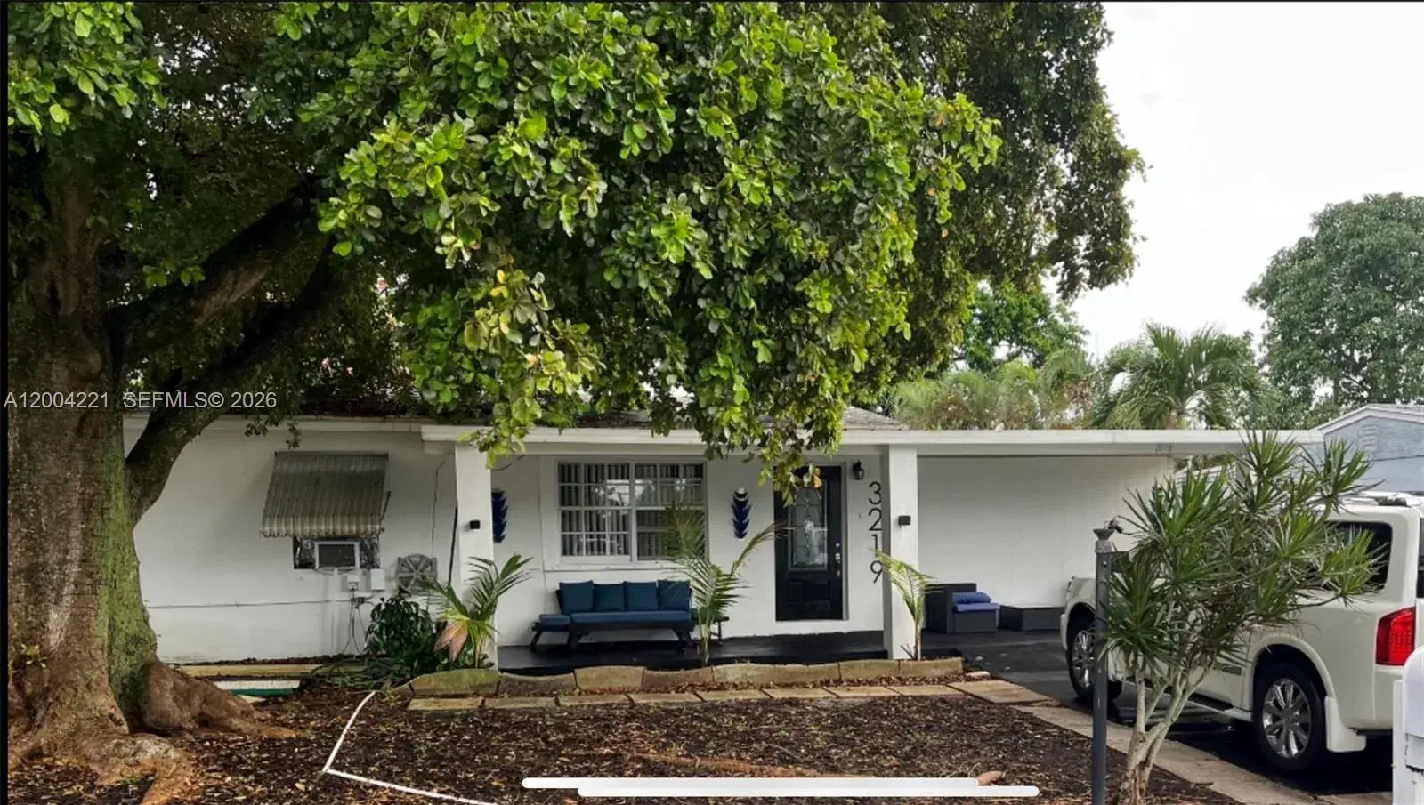 3 bedroom 2 bath Residential for sale at 3219 Buckley Ave, Lake Worth FL 33461
