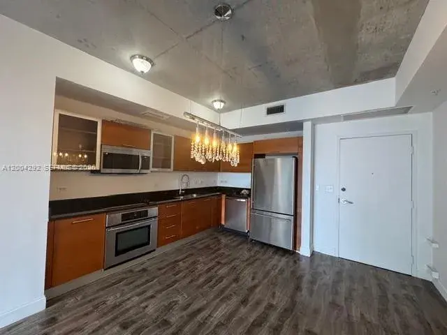 3470 E Coast Ave # H0505, Miami FL 33137