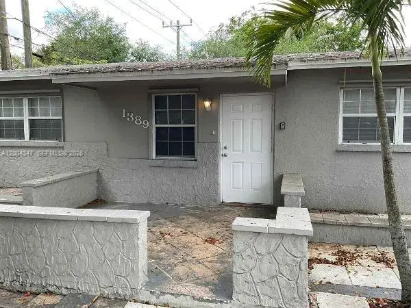 3 bedroom 2 bath Residential Lease for rent at 1389 SW 24th Ave, Fort Lauderdale FL 33312