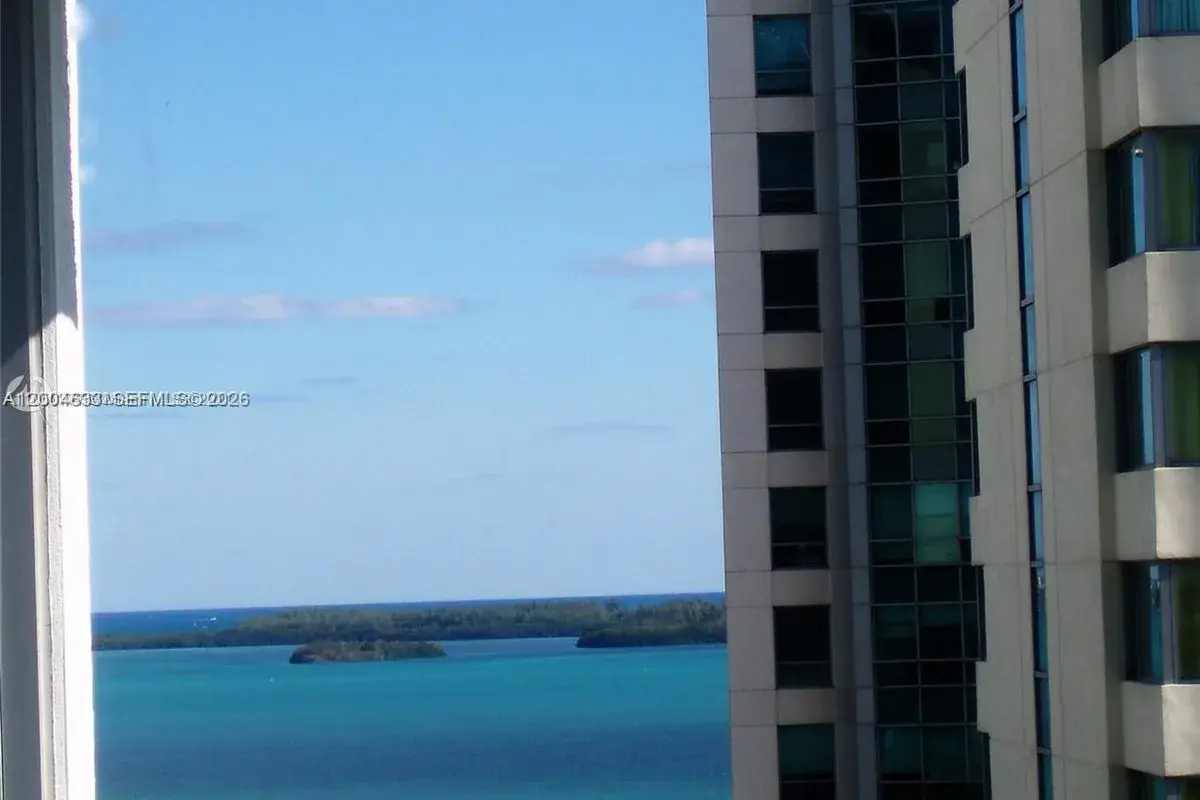 1060 Brickell Ave # 1409, Miami FL 33131
