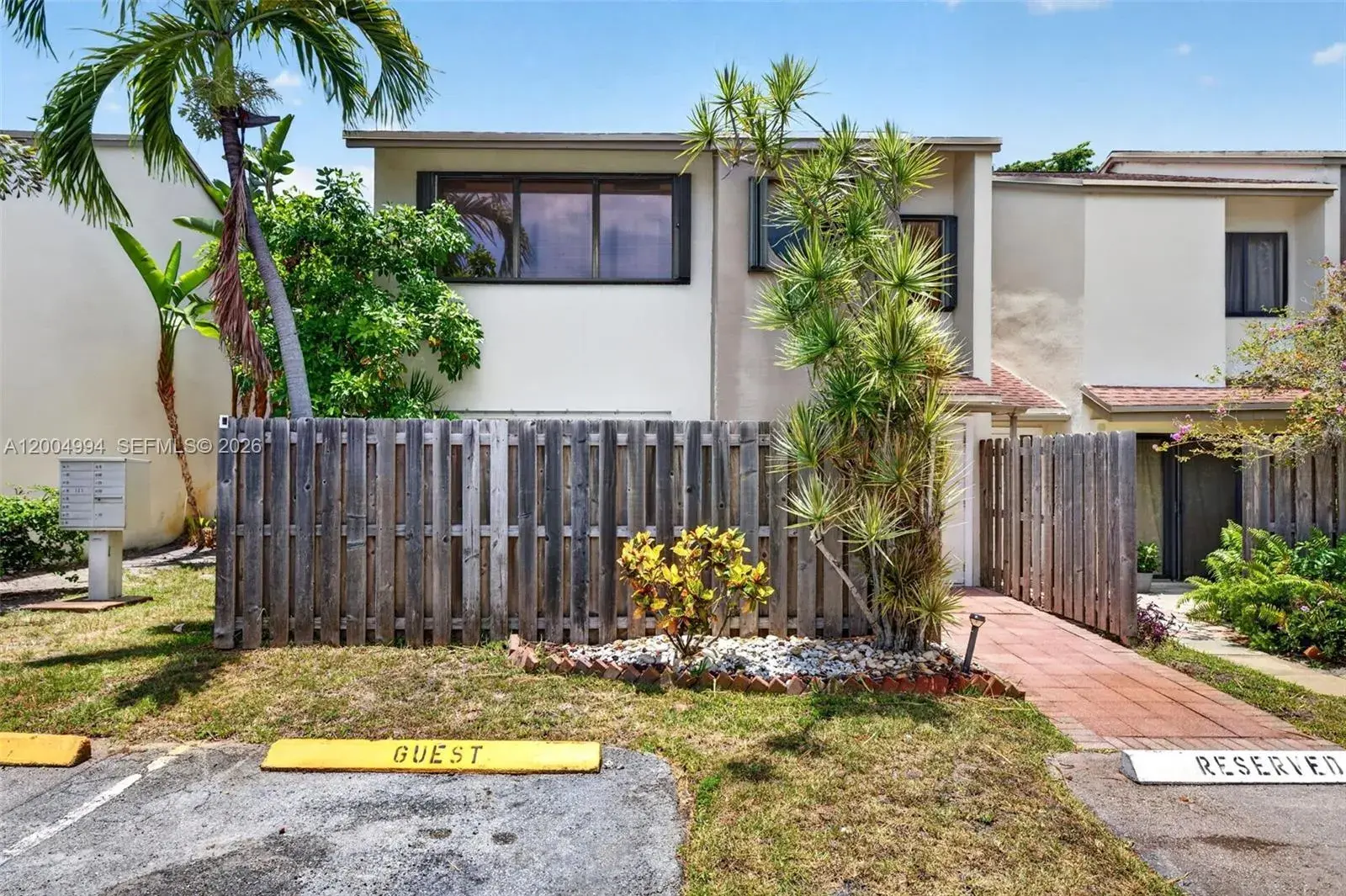 341 City View Dr, Fort Lauderdale FL 33311