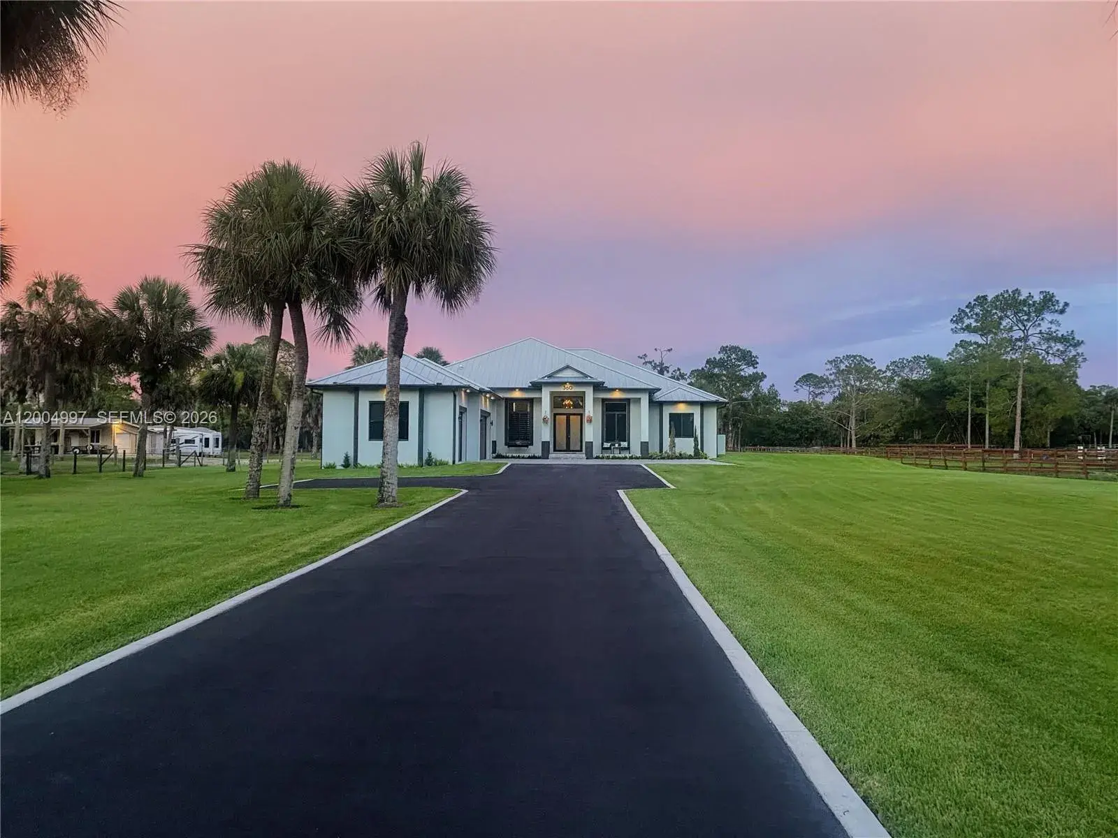 360 13th St SW, Naples FL 34117