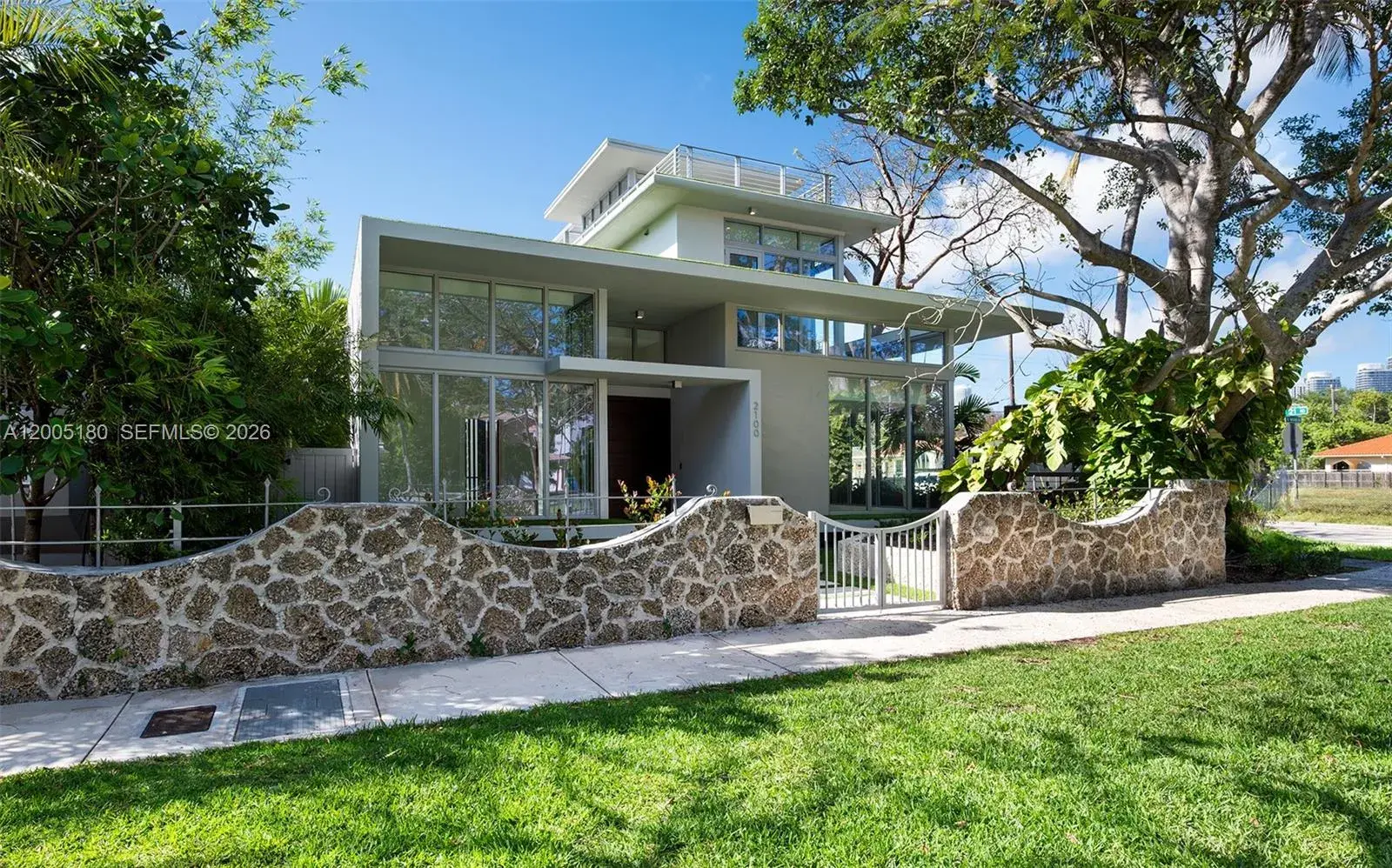 6 bedroom 6 bath Residential for sale at 2100 S Miami Ave, Miami FL 33129