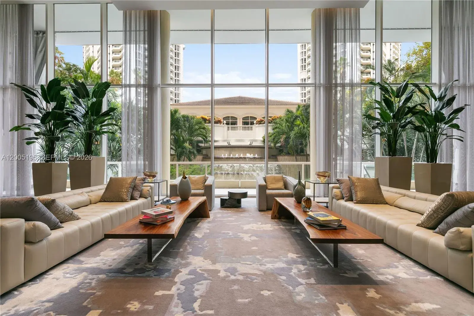 2 bedroom 2 bath Residential for sale at 21150 Point PL # 2902, Aventura FL 33180
