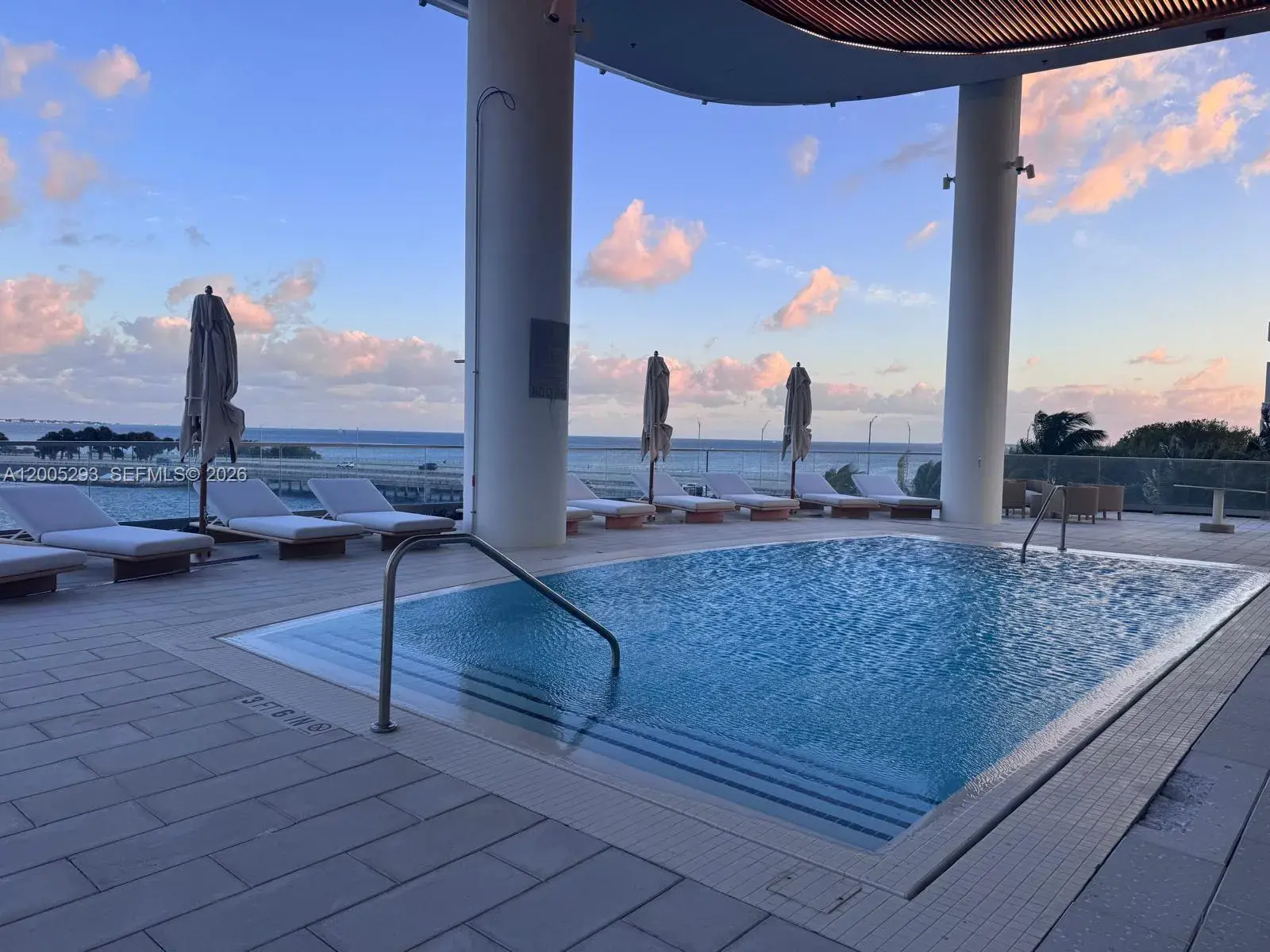 175 se 25 rd # 2803, Miami FL 33129