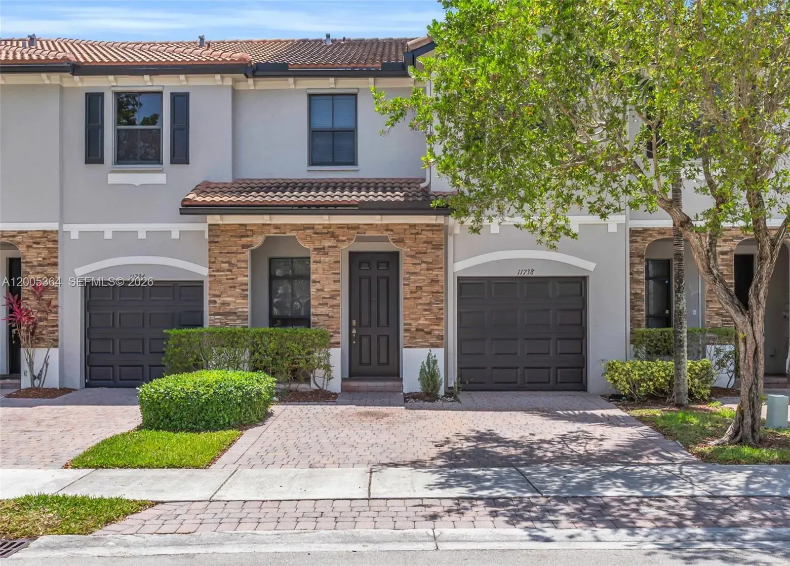 3 bedroom 2 bath Residential for sale at 11738 SW 238th St, Homestead FL 33032