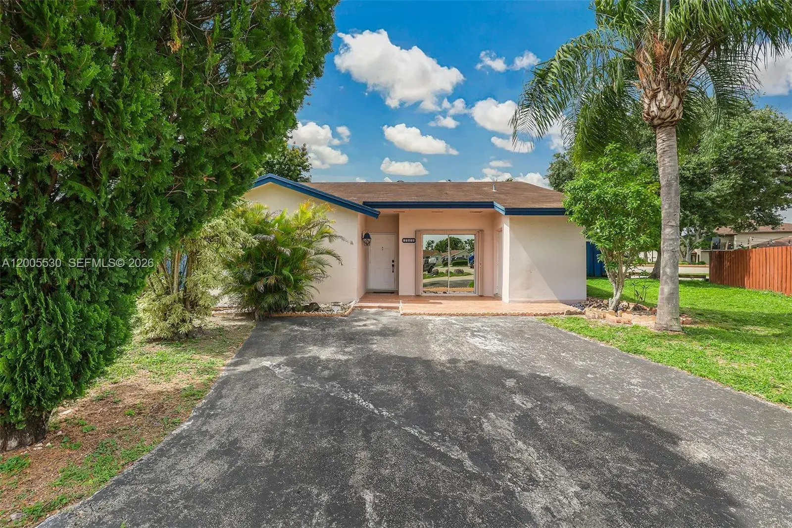 3 bedroom 2 bath Residential for sale at 13890 SW 43rd Ter, Miami FL 33175