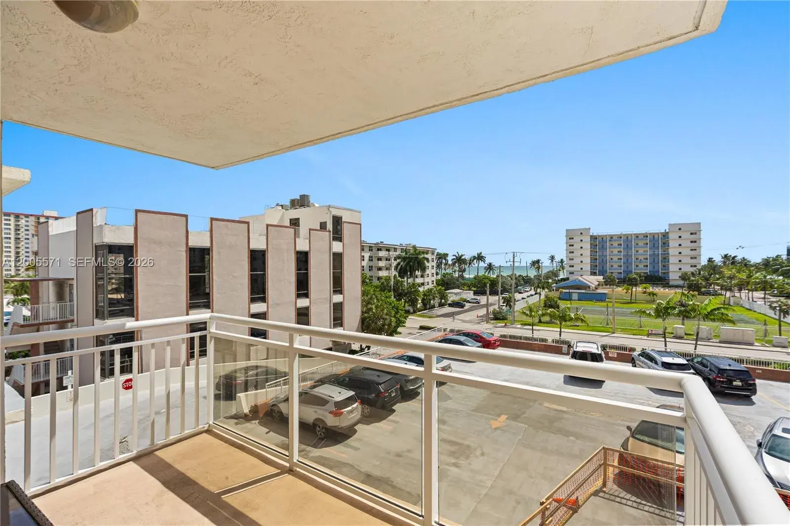 1600 S Ocean Dr, Hollywood FL 33019