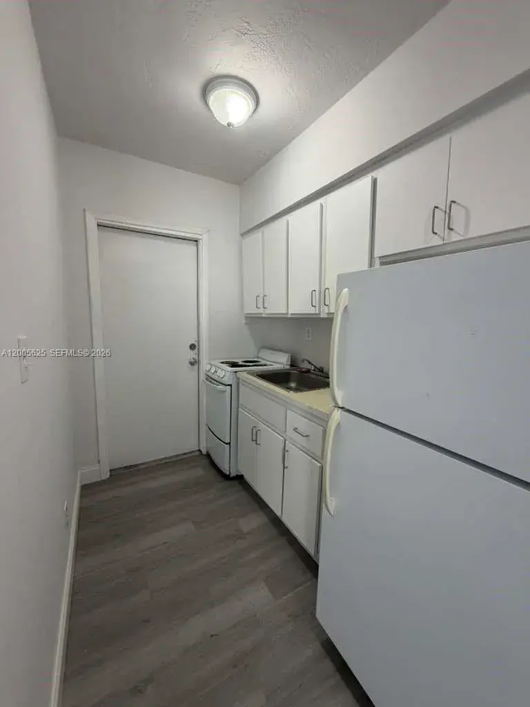 1628 SW 7th St # 9, Miami FL 33135