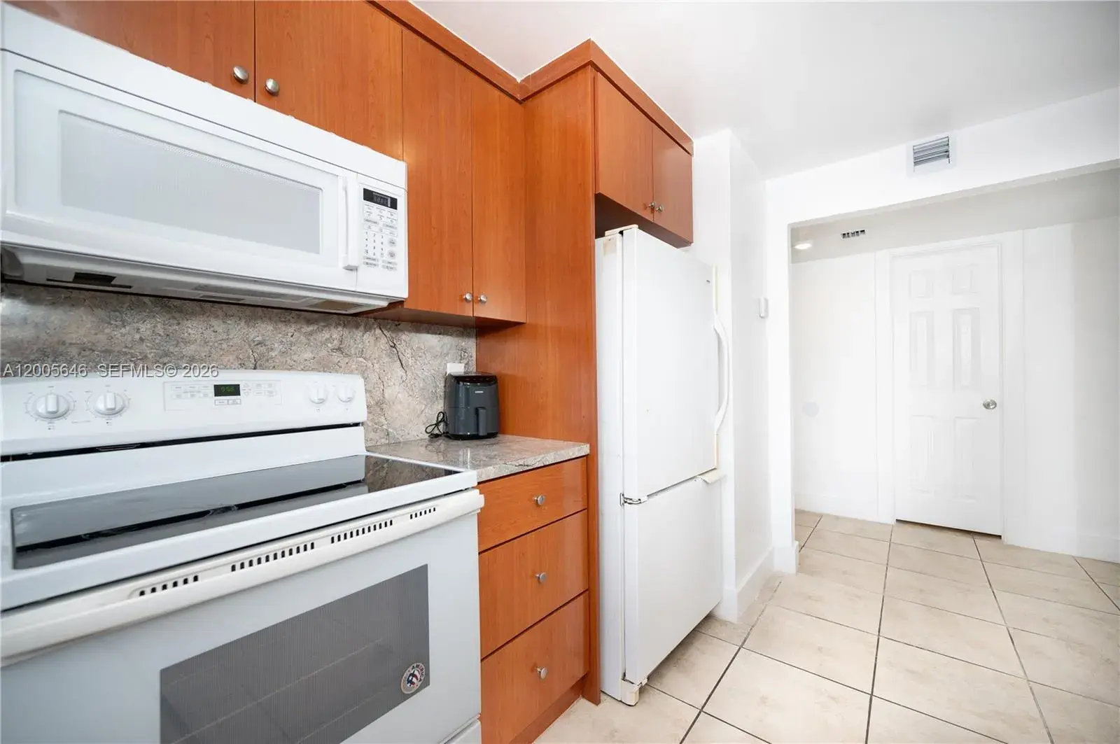 500 NE 26th St # 5D, Miami FL 33137