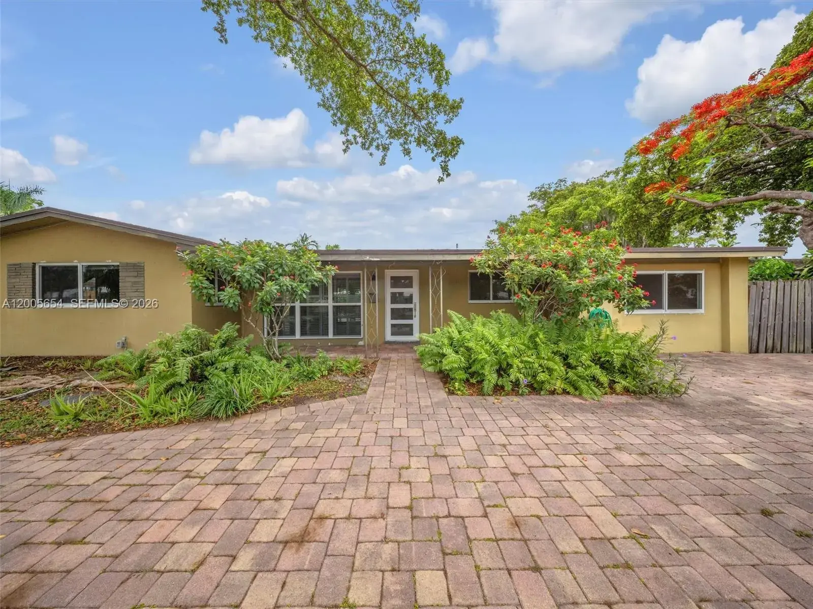 4401 NE 15th Ter, Oakland Park FL 33334