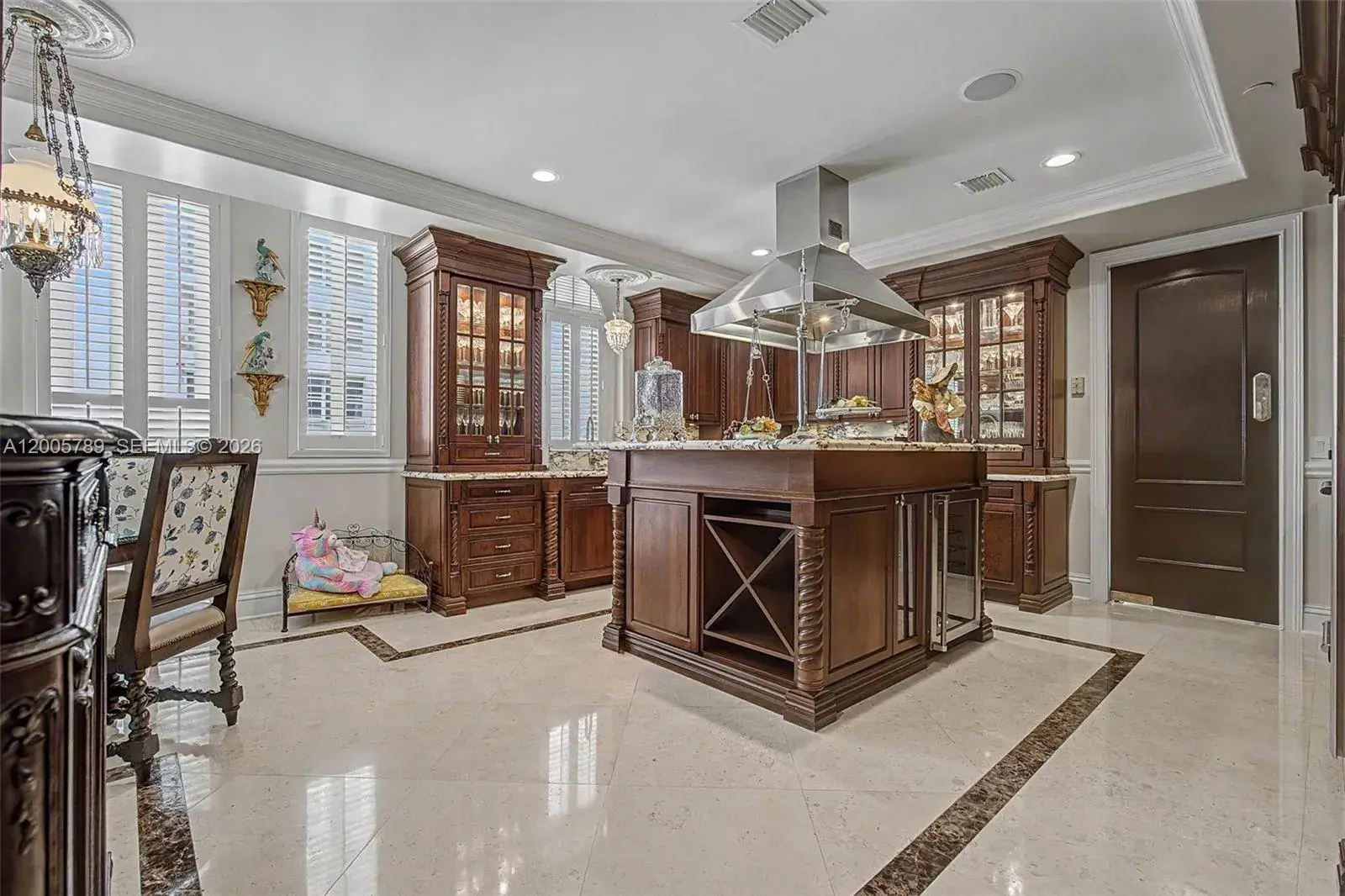 600 Coral Way # 5, Coral Gables FL 33134