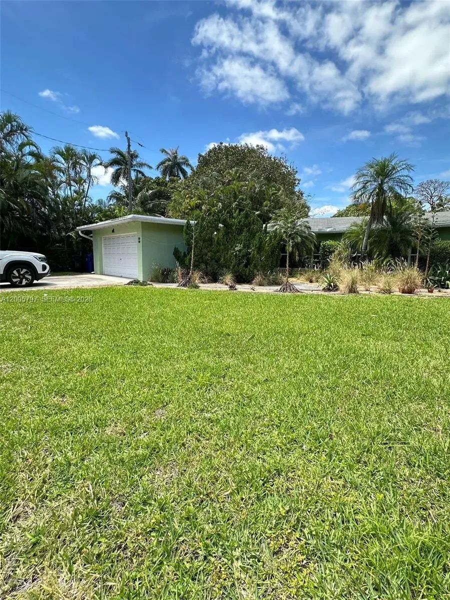 2 bedroom 1 bath Residential Lease for rent at 1753 NE 18th St # 1753, Fort Lauderdale FL 33305