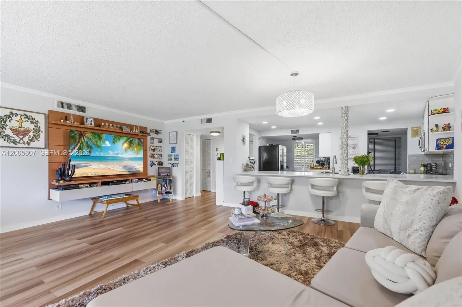 2 bedroom 2 bath Residential for sale at 625 Oaks Dr # 304, Pompano Beach FL 33069