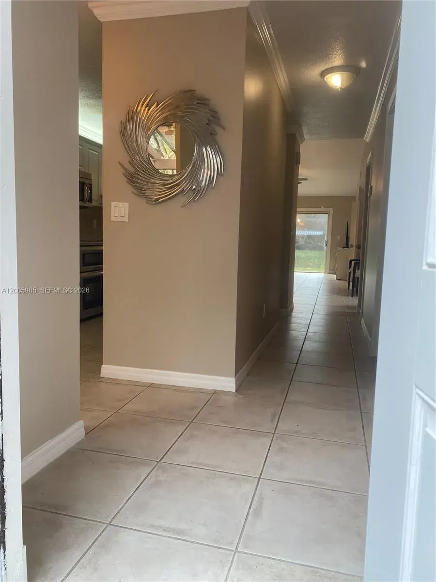 803 SW 119th Way, Davie FL 33325