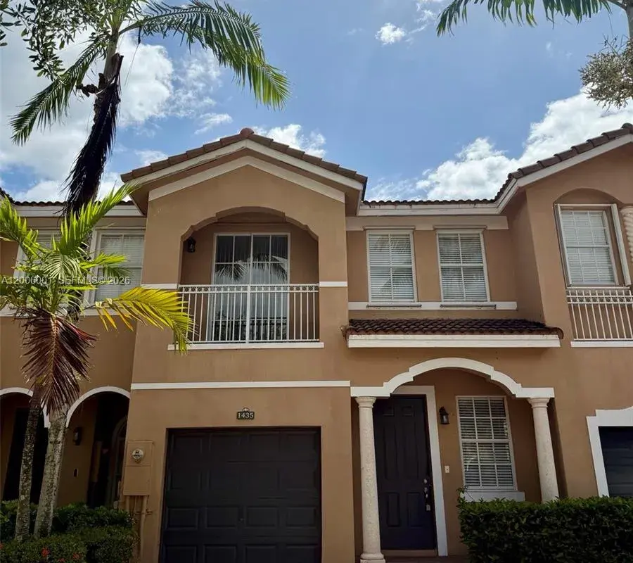 1435 SE 25th Ave, Homestead FL 33035