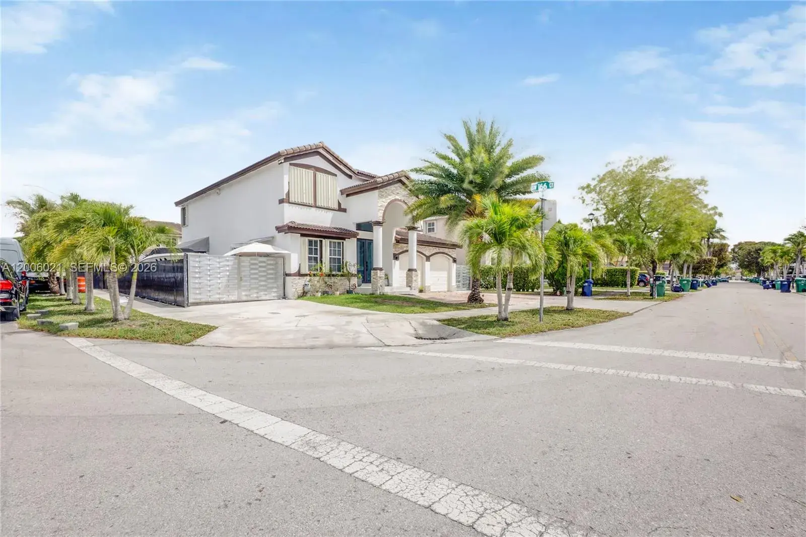 16621 SW 58th Ter, Miami FL 33193