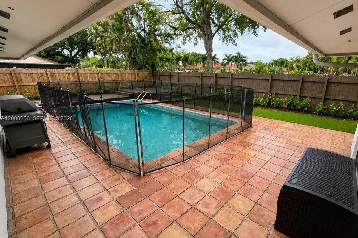 4101 N 50th Ave # 16, Hollywood FL 33021