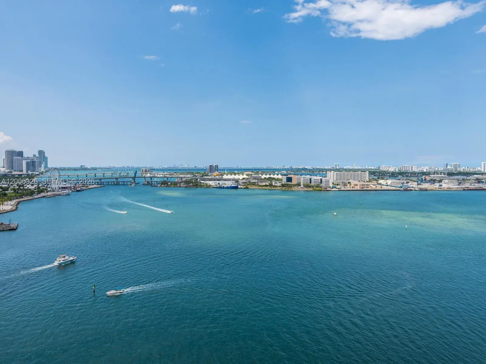 2 bedroom 2 bath Residential Lease for rent at 888 Brickell Key Dr # 2112, Miami FL 33131