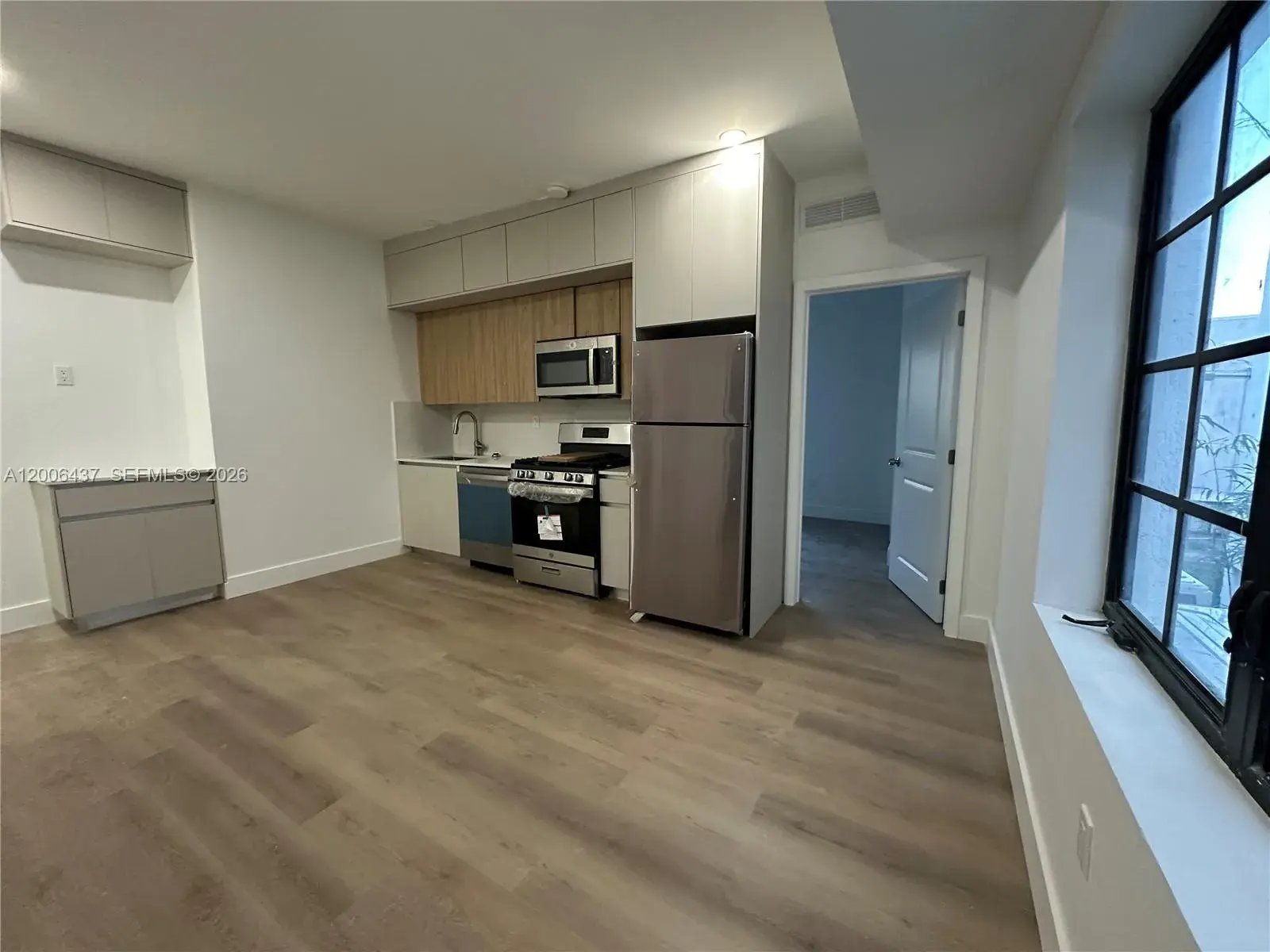 1 bedroom 1 bath Residential Lease for rent at 1619 Jefferson Ave # 10, Miami Beach FL 33139