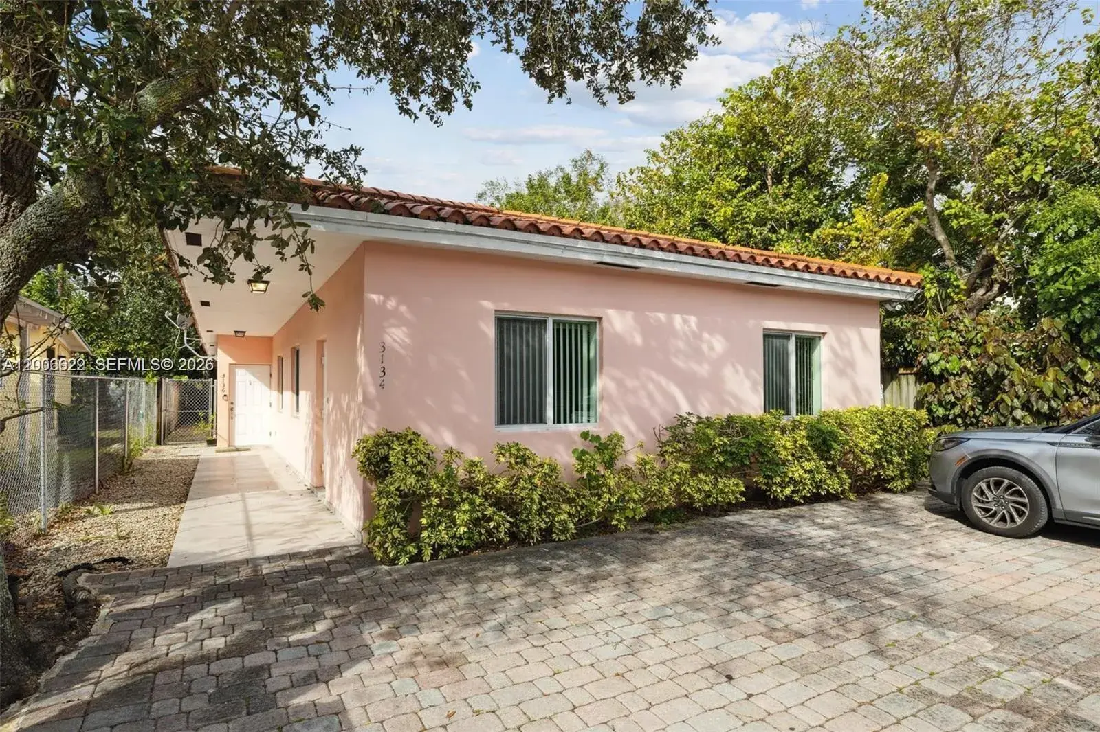 3 bedroom 2 bath Residential Lease for rent at 3134 Hibiscus St # 3134, Miami FL 33133