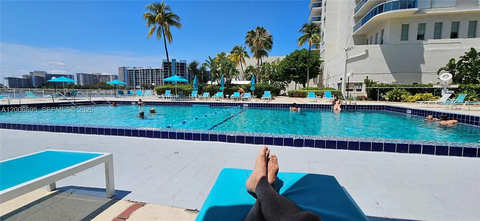 1 bedroom 1 bath Residential Lease for rent at 3800 S Ocean Dr # 322, Hollywood FL 33019