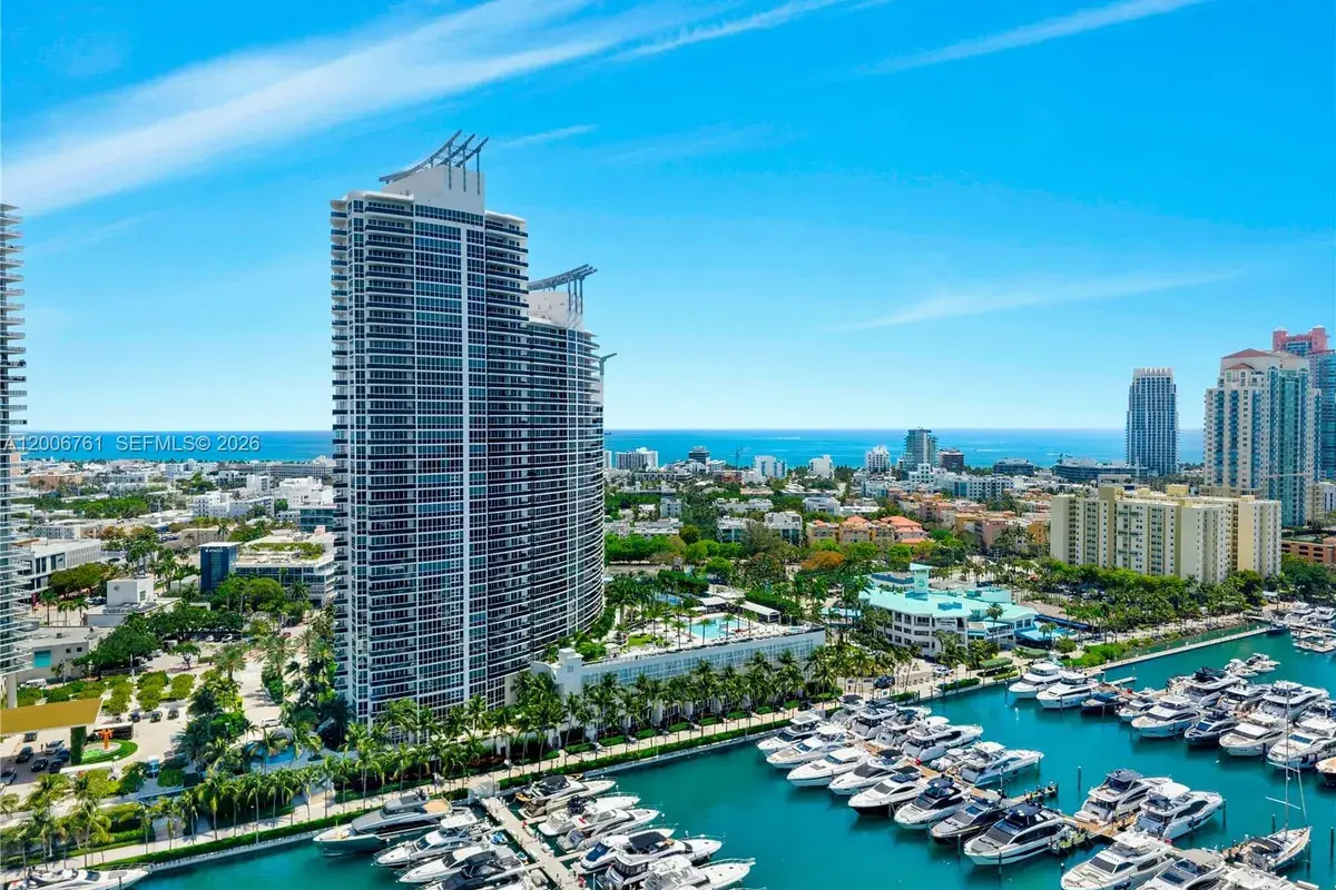 400 Alton Rd # 1A, Miami Beach FL 33139