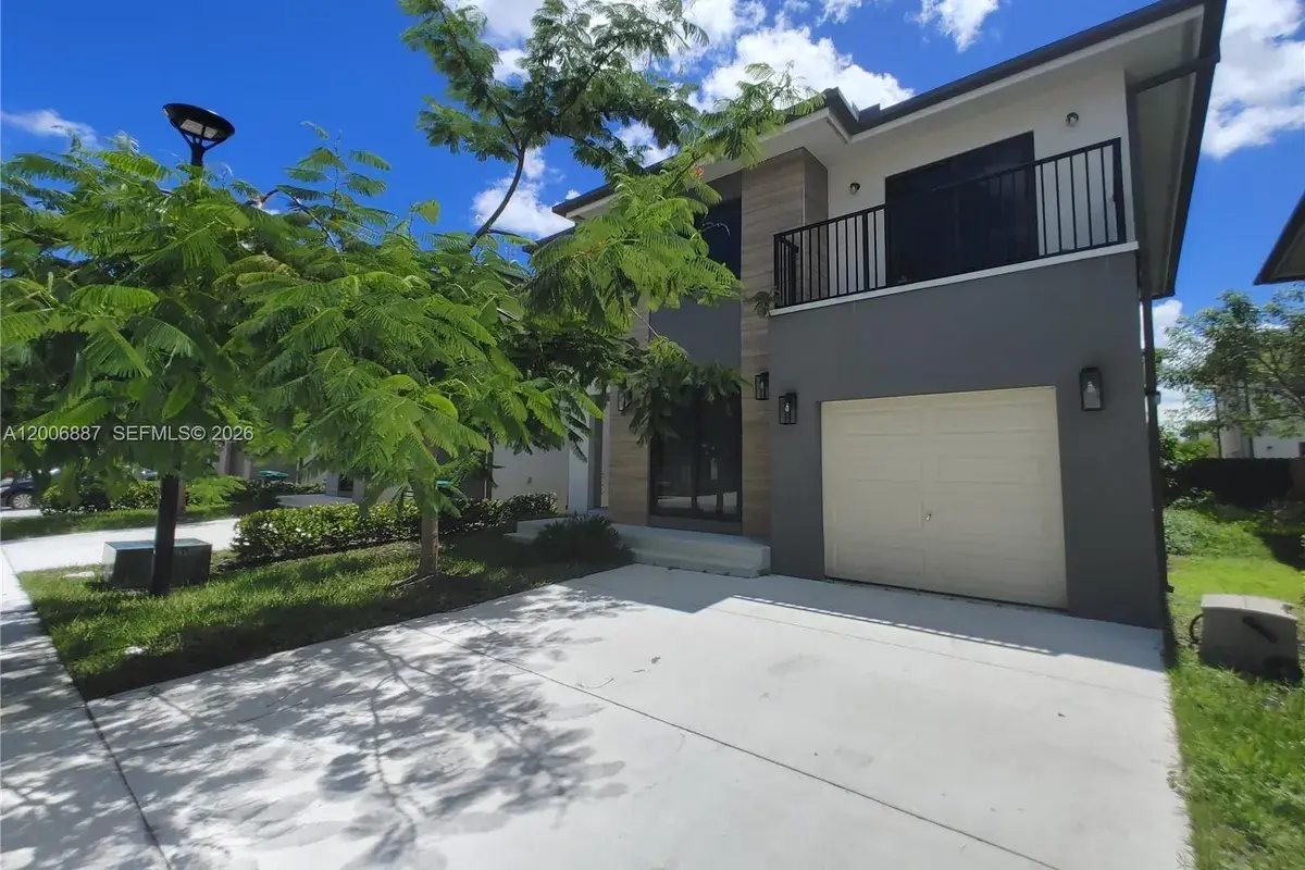 1167 NW 2nd St, Florida City FL 33034