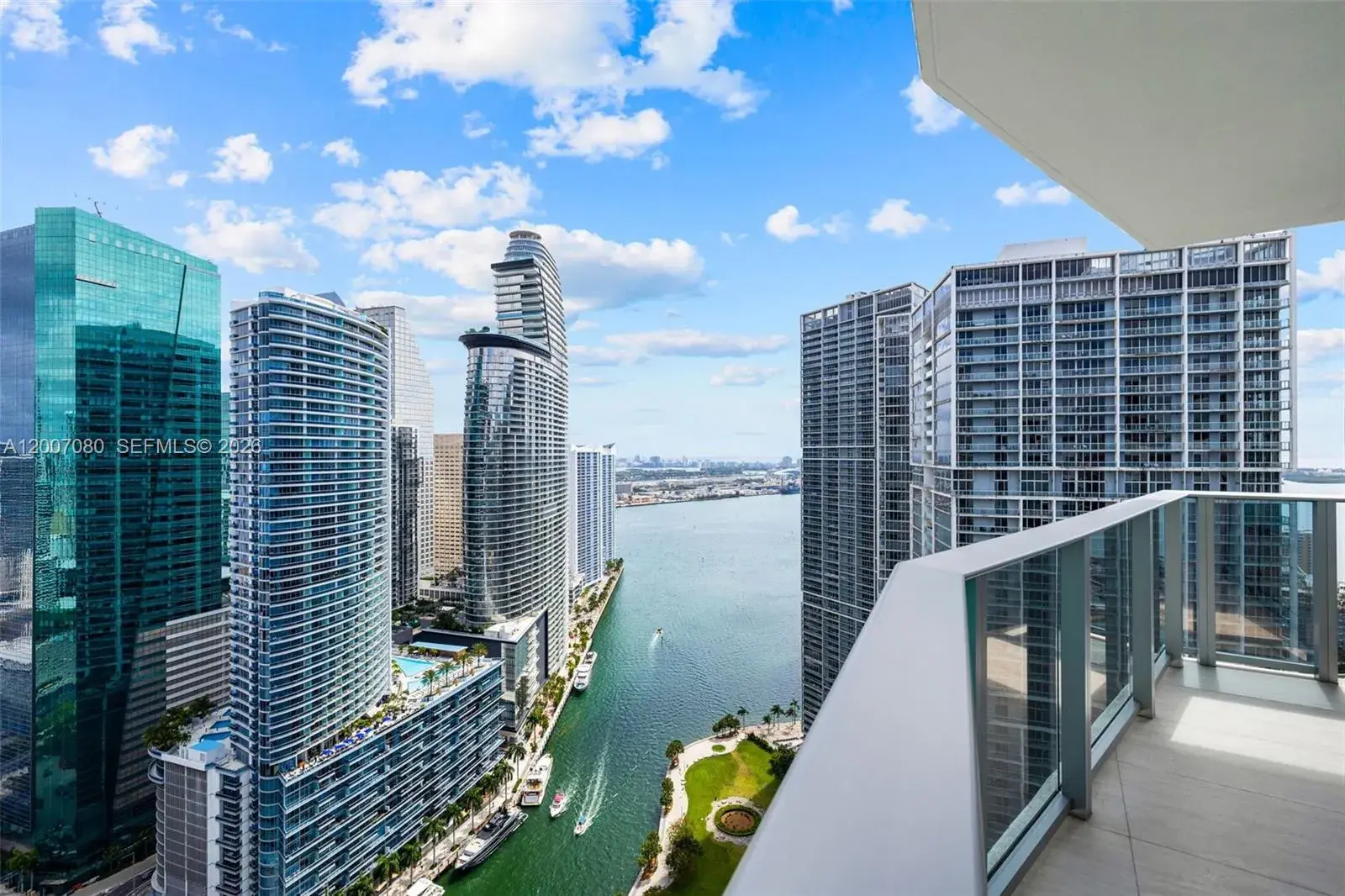 3 bedroom 3 bath Residential Lease for rent at 77 SE 5th St, Miami FL 33131