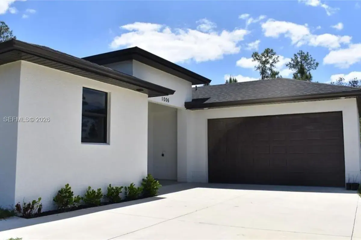 1006 Hamilton, Lehigh Acres FL 33972