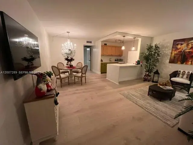 13155 SW 7th Ct # 204E, Pembroke Pines FL 33027