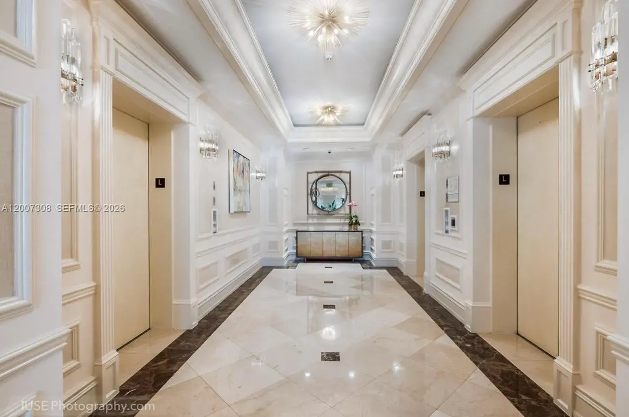 3400 SW 27th Ave # 805, Coconut Grove FL 33133