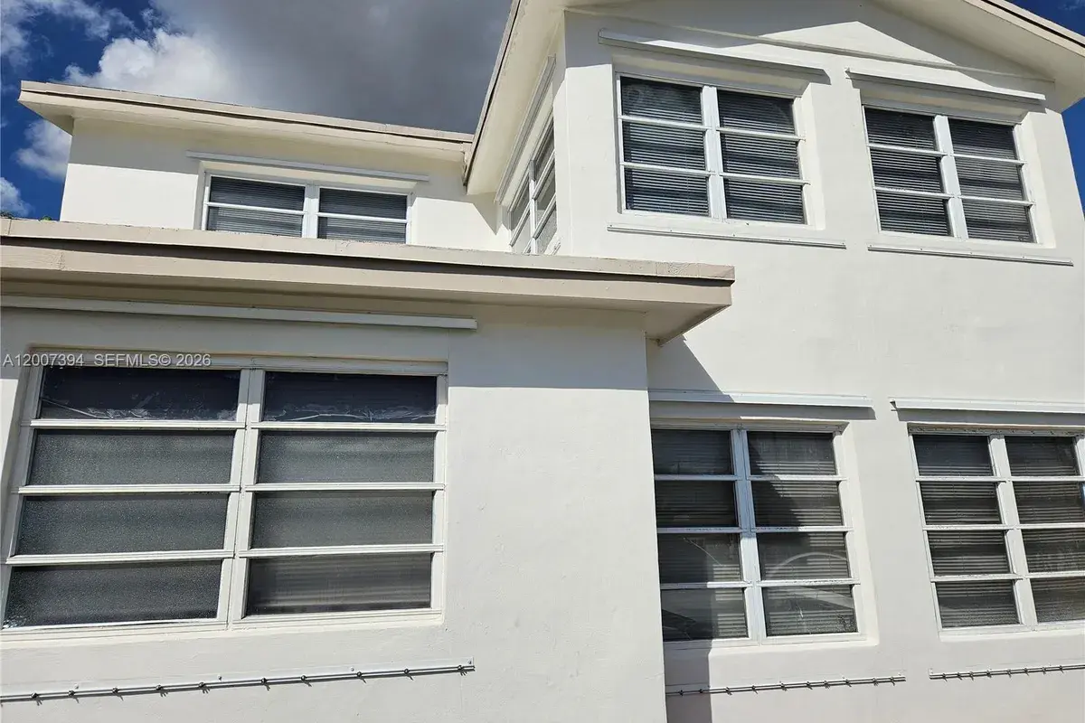 3431-3433 SW 4th St, Miami FL 33135