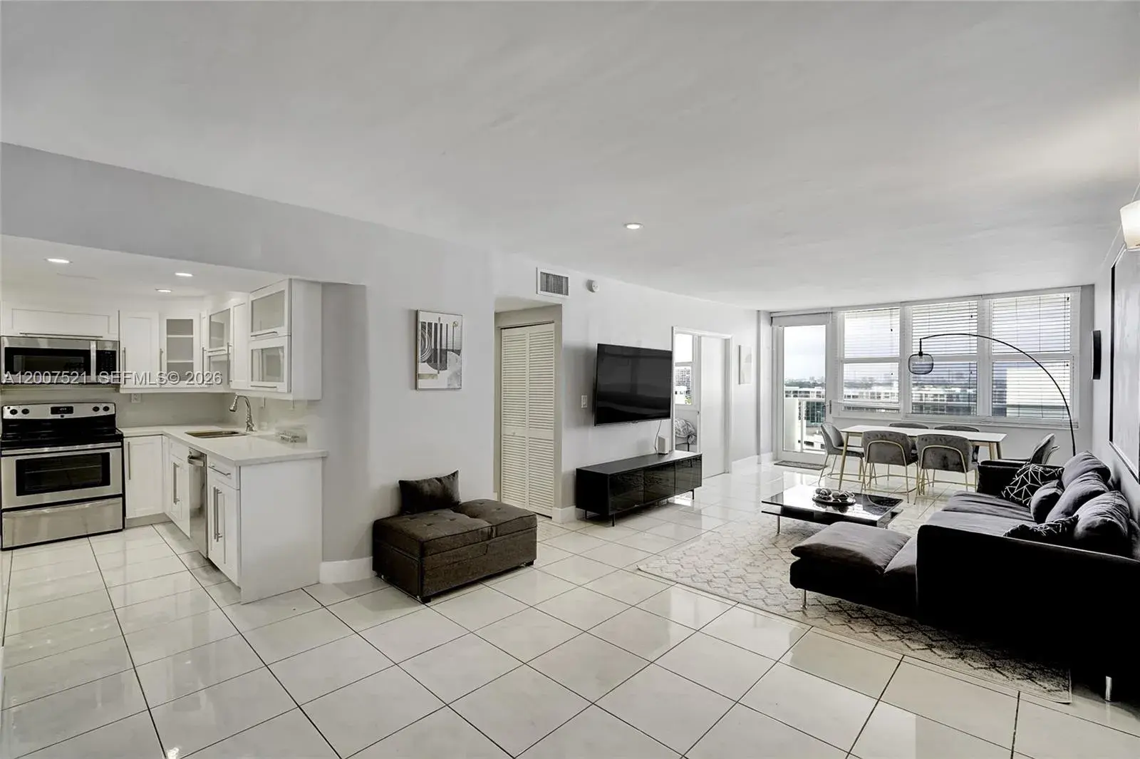 2 bedroom 2 bath Residential Lease for rent at 3725 S Ocean Dr # 1519, Hollywood FL 33019