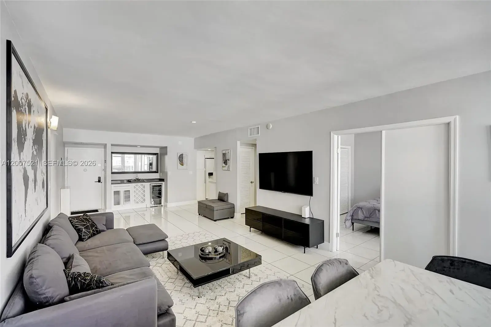 3725 S Ocean Dr # 1519, Hollywood FL 33019