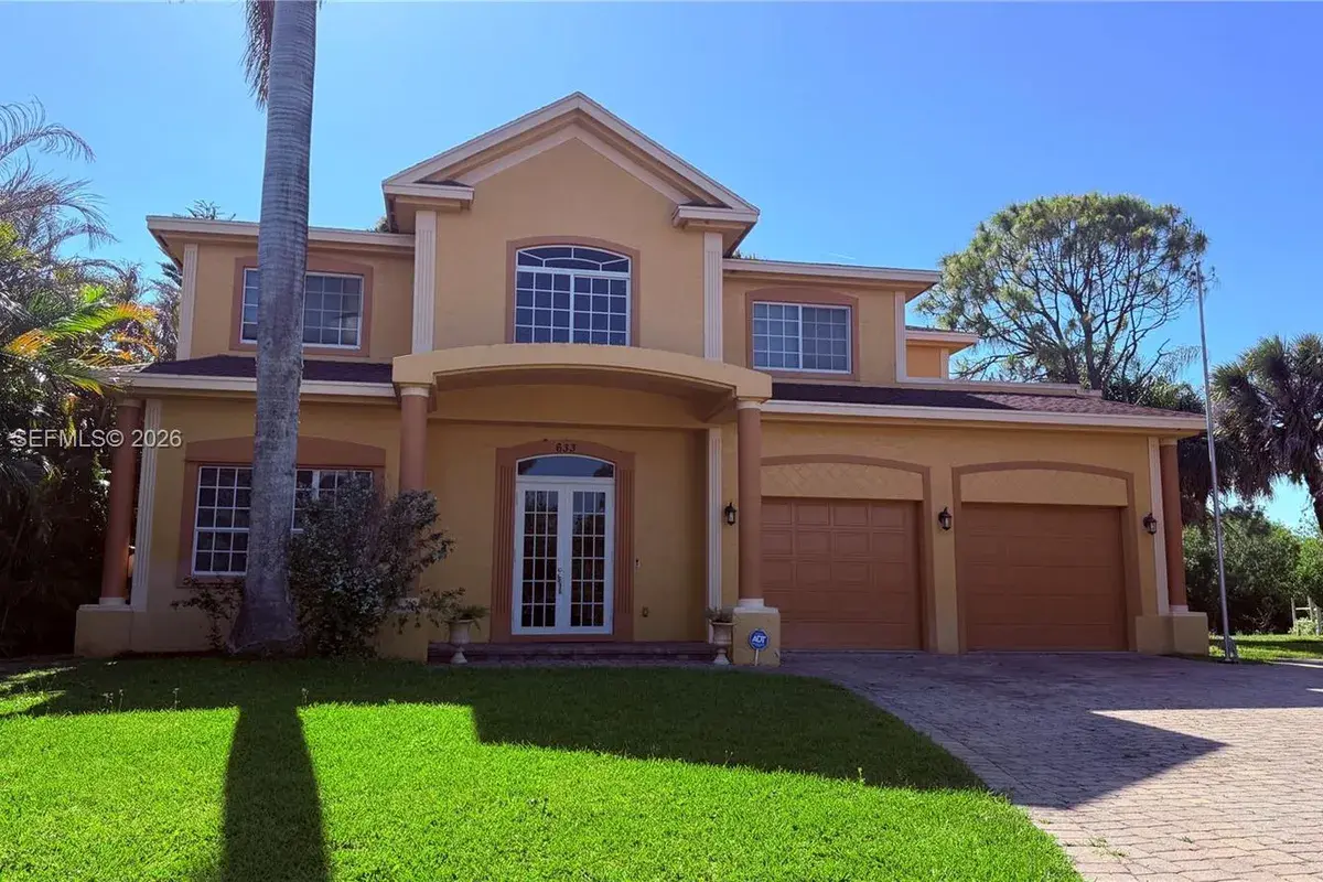 633 SW Jada Rd, Port St. Lucie FL 34953