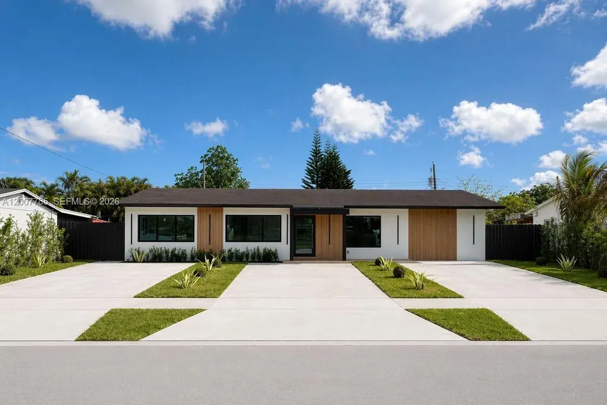 12810 SW 18th St, Miami FL 33175