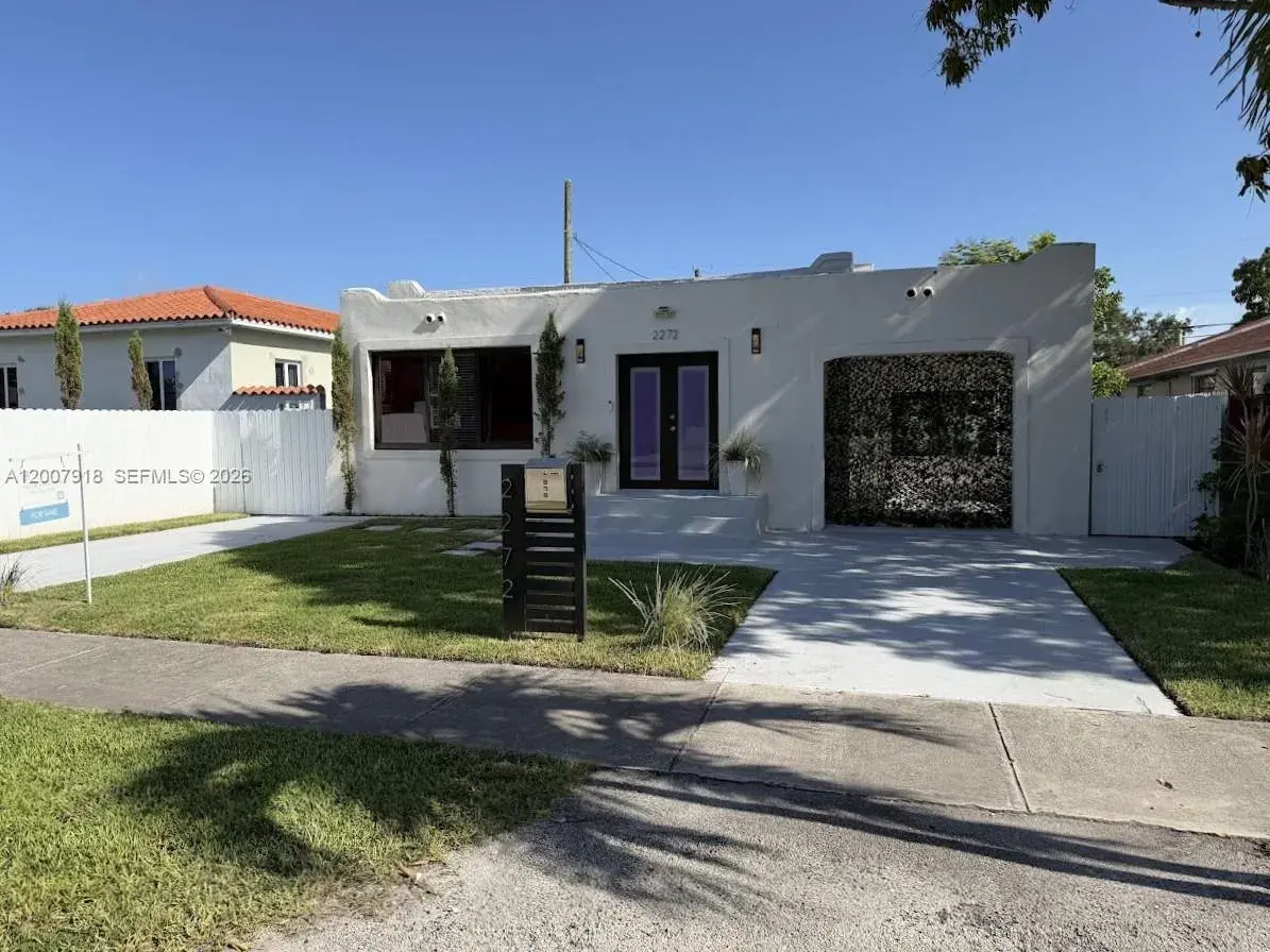 2272 SW 13th St, Miami FL 33145