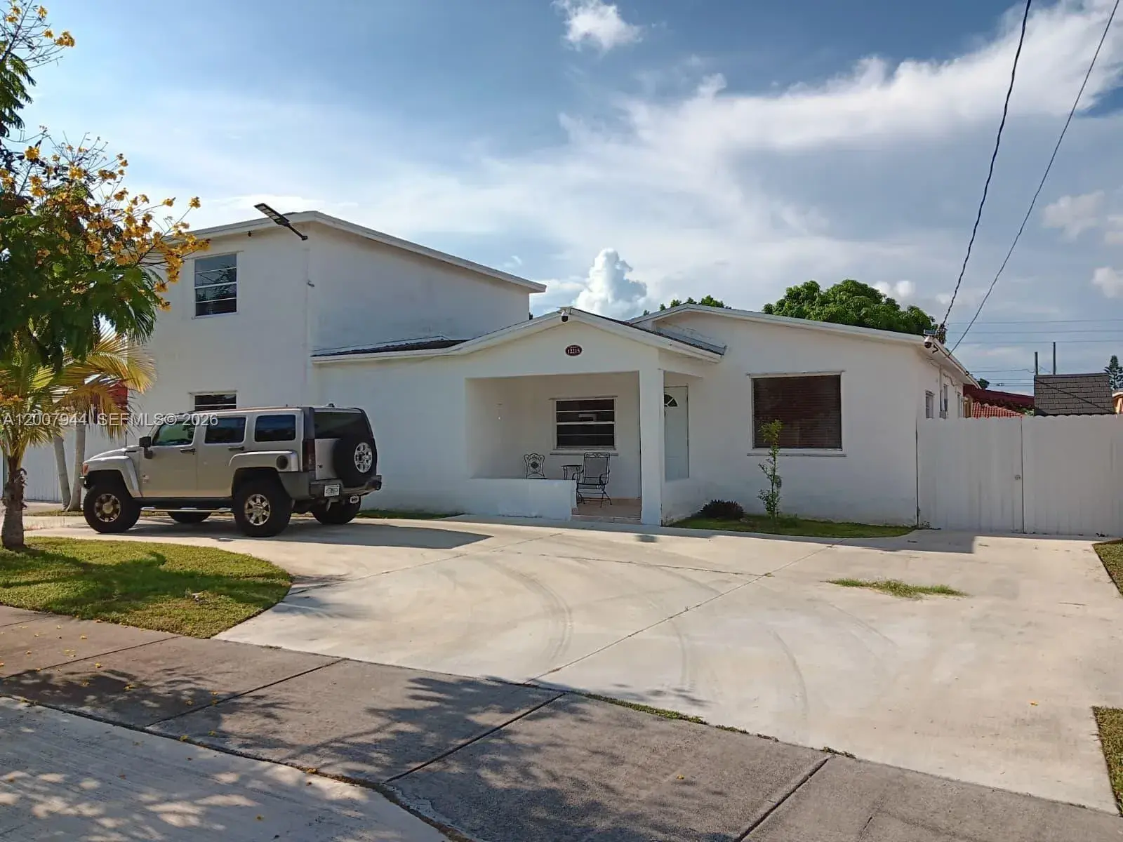 12215 SW 217th St, Miami FL 33170