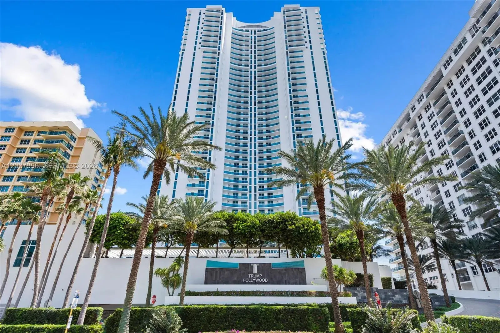 3 bedroom 3 bath Residential Lease for rent at 2711 S Ocean Dr # 606, Hollywood FL 33019
