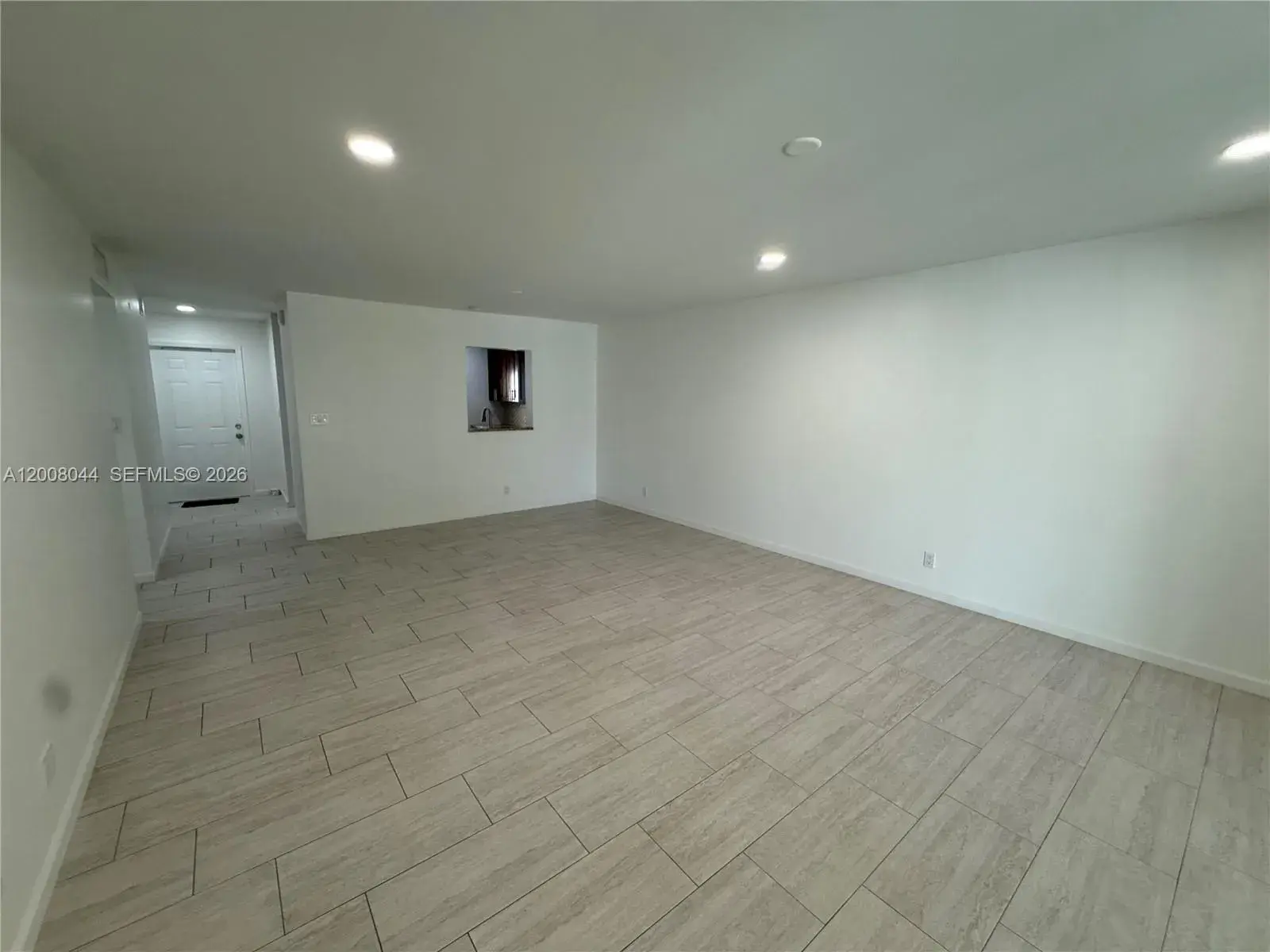 609 NE 14th Ave # 108, Hallandale Beach FL 33009