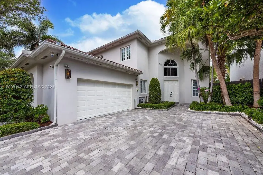 4 bedroom 3 bath for sale at 3949 194th Ln, Sunny Isles Beach FL 33160