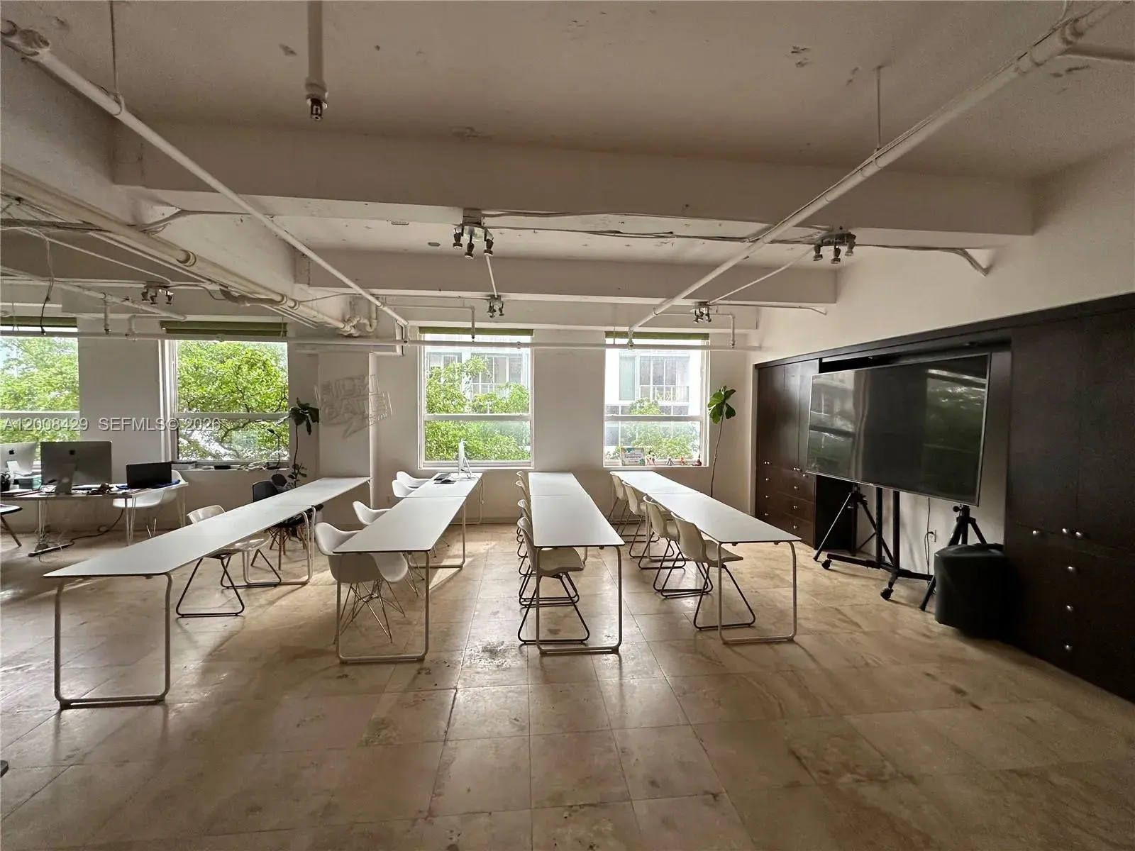Commercial Sale for sale at 168 SE 1st St # 400, Miami FL 33131