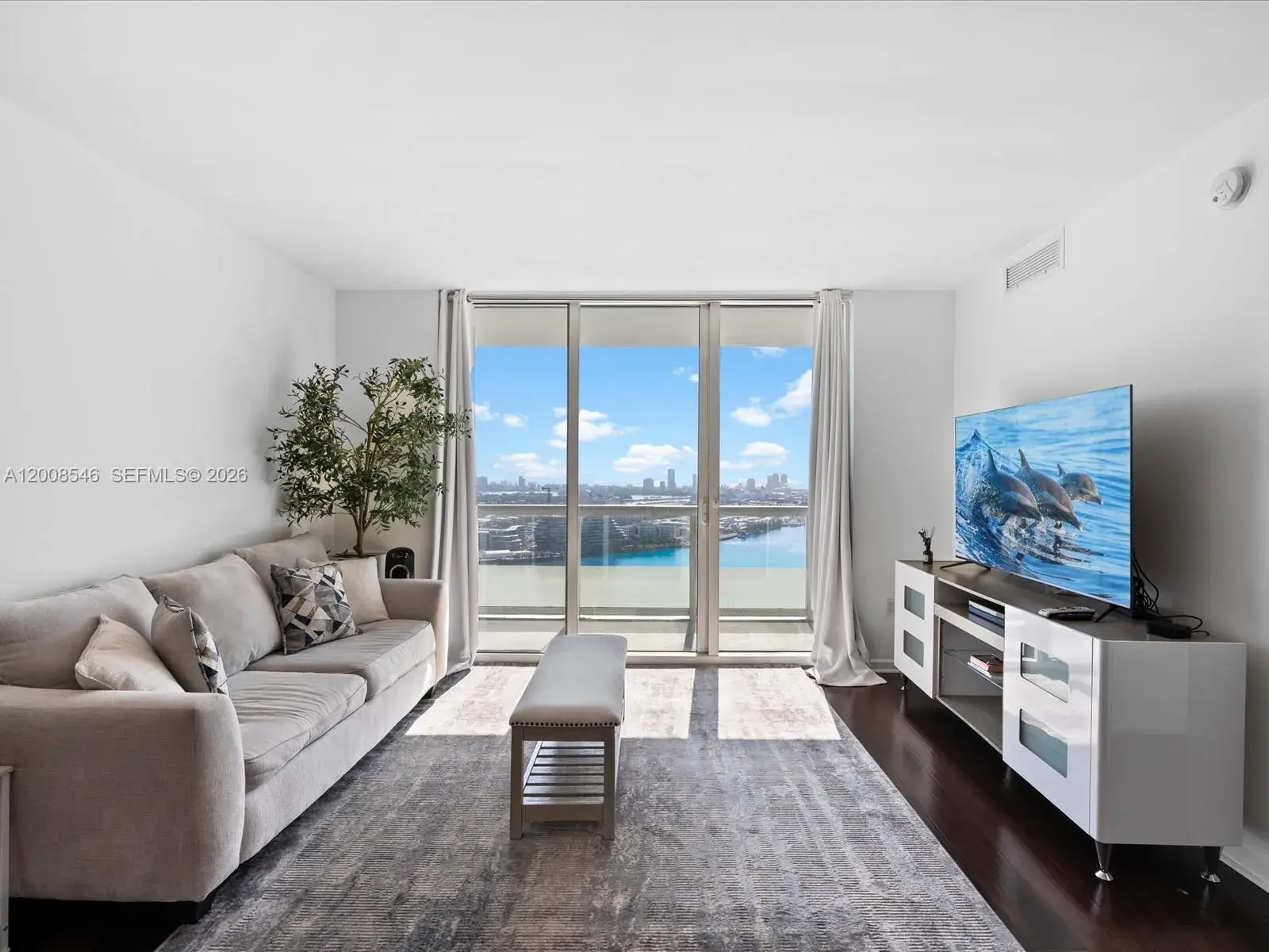 50 Biscayne Blvd # 3308, Miami FL 33132
