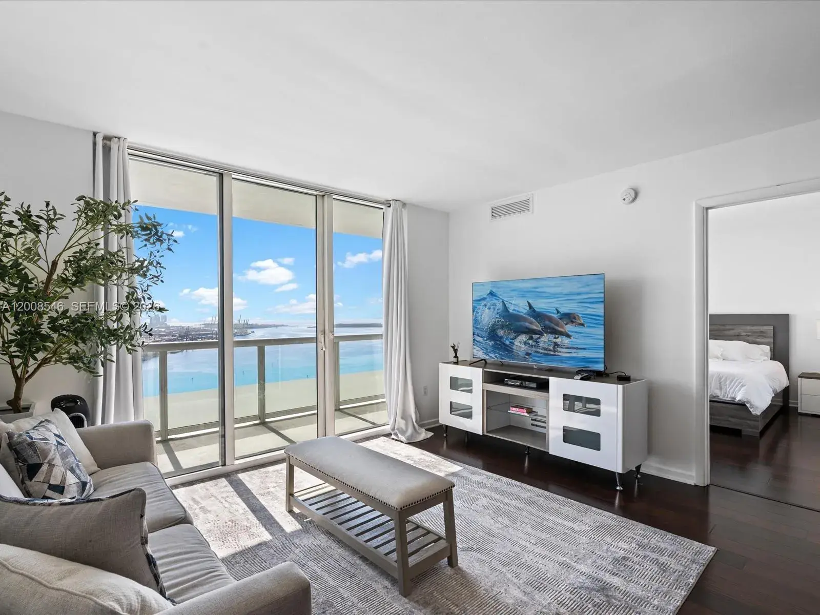 50 Biscayne Blvd # 3308, Miami FL 33132