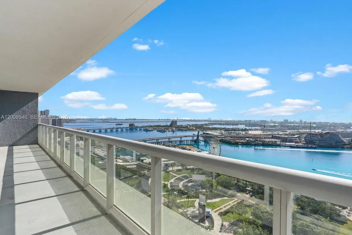50 Biscayne Blvd # 3308, Miami FL 33132