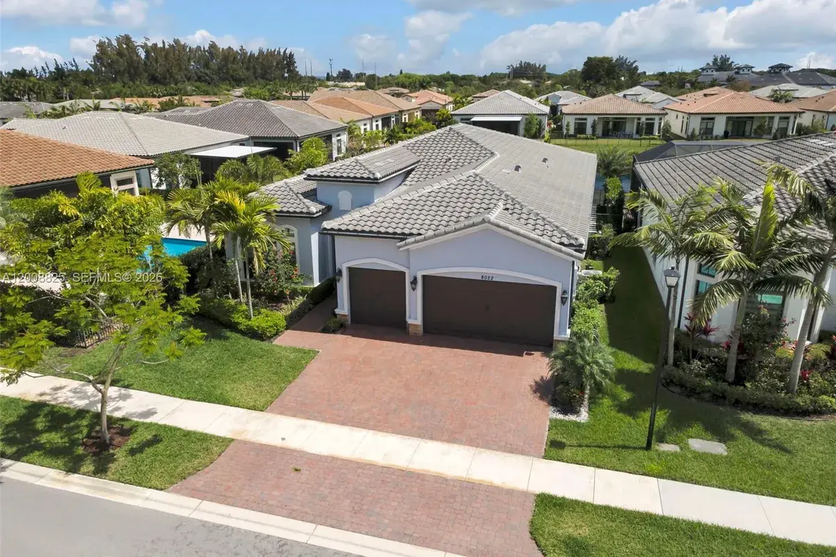 8022 Deer Lake Ct, Parkland FL 33067