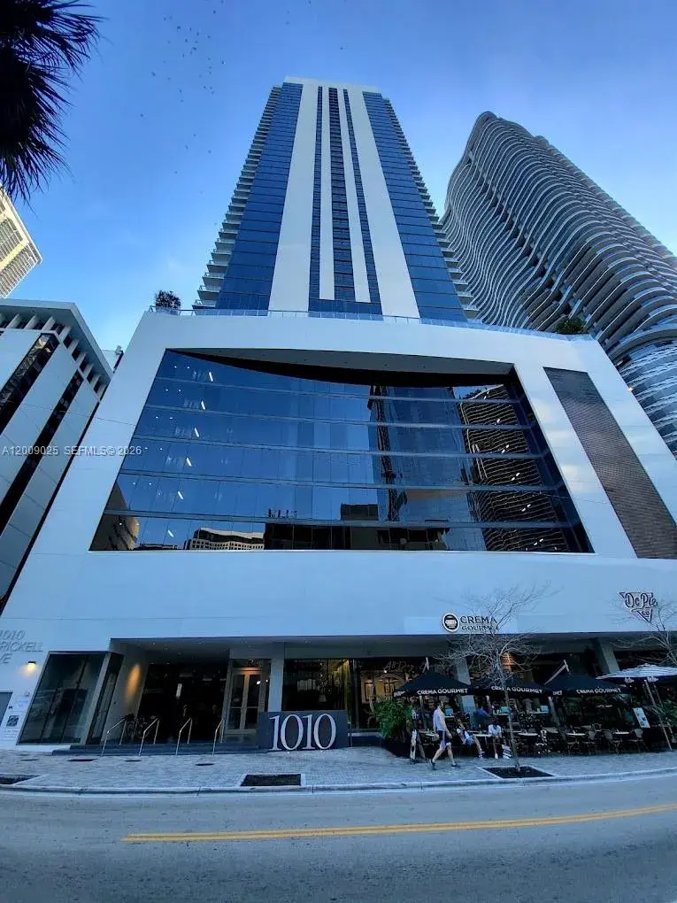 1 bath Residential Lease for rent at 1010 Brickell Ave # 2910, Miami FL 33131