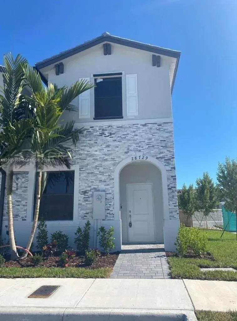 3 bedroom 2 bath Residential for sale at 28729 SW 132nd Pl # 28729, Homestead FL 33033
