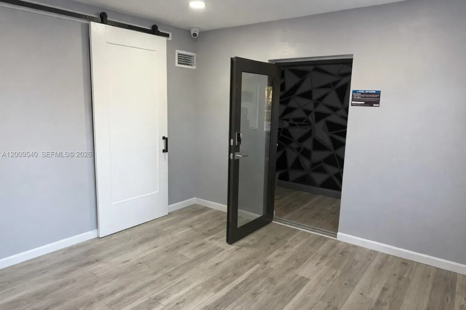 1822 N Dixie Hwy, Hollywood FL 33020
